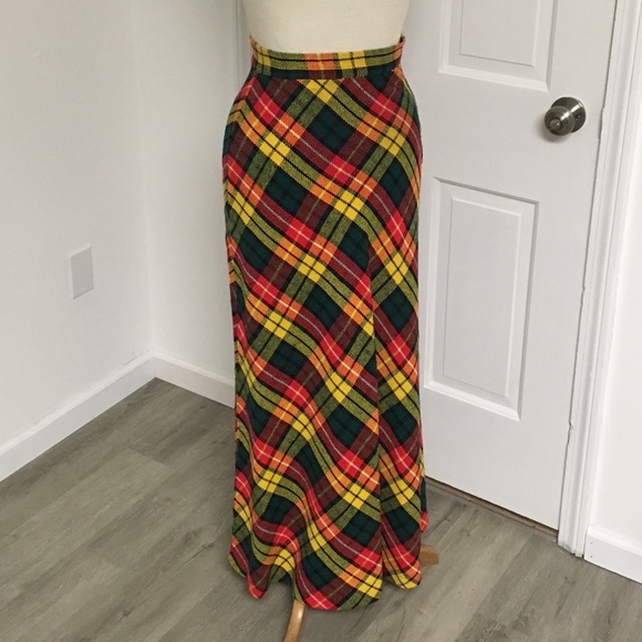 Vintage Dresses & Skirts - Vintage Plaid Skirt